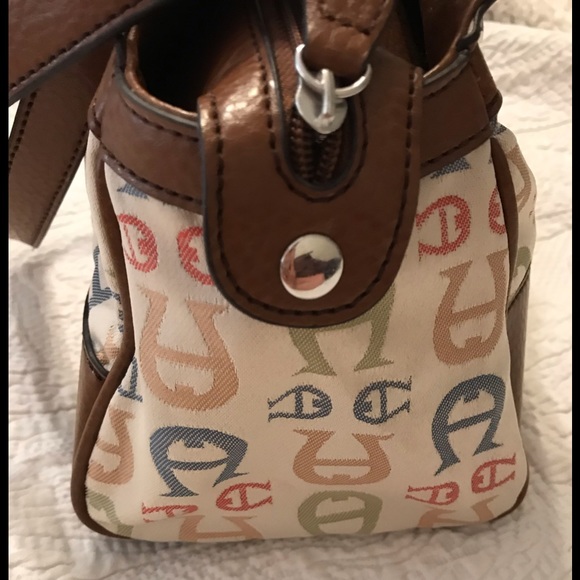 Etienne Aigner Vintage Logo Purse - Picture 6 of 7